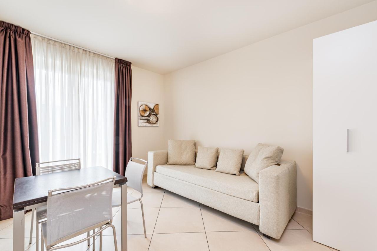 Hotel & Residence Exclusive مارينا دي كارّارا المظهر الخارجي الصورة
